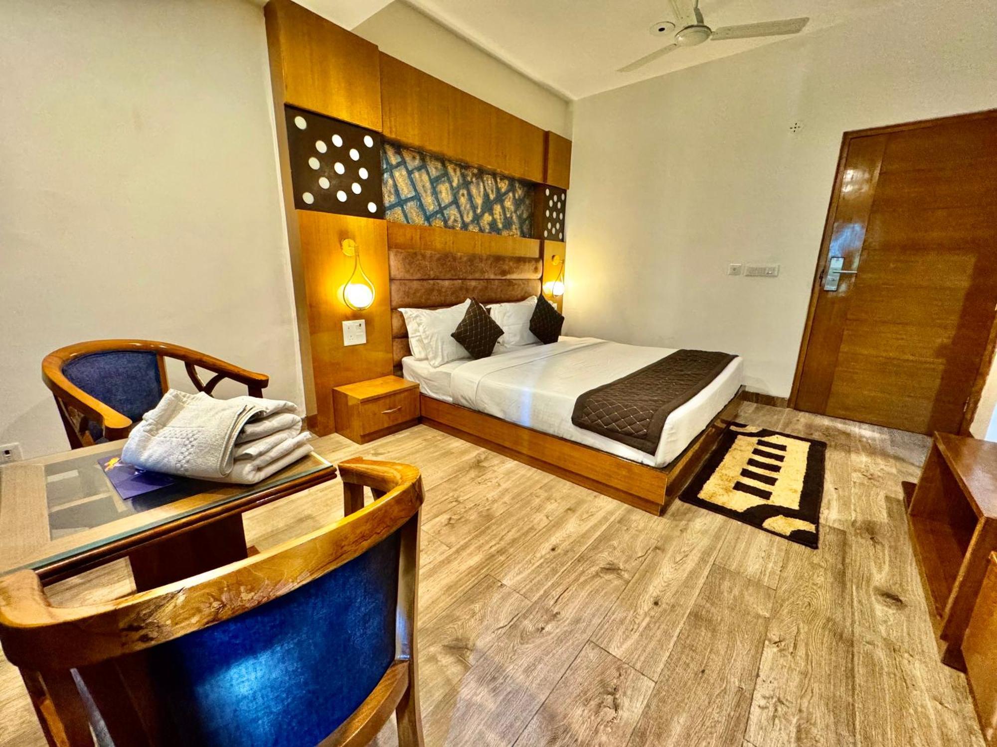 Ab'S Abode-A Boutique Hotel Mussoorie Eksteriør bilde
