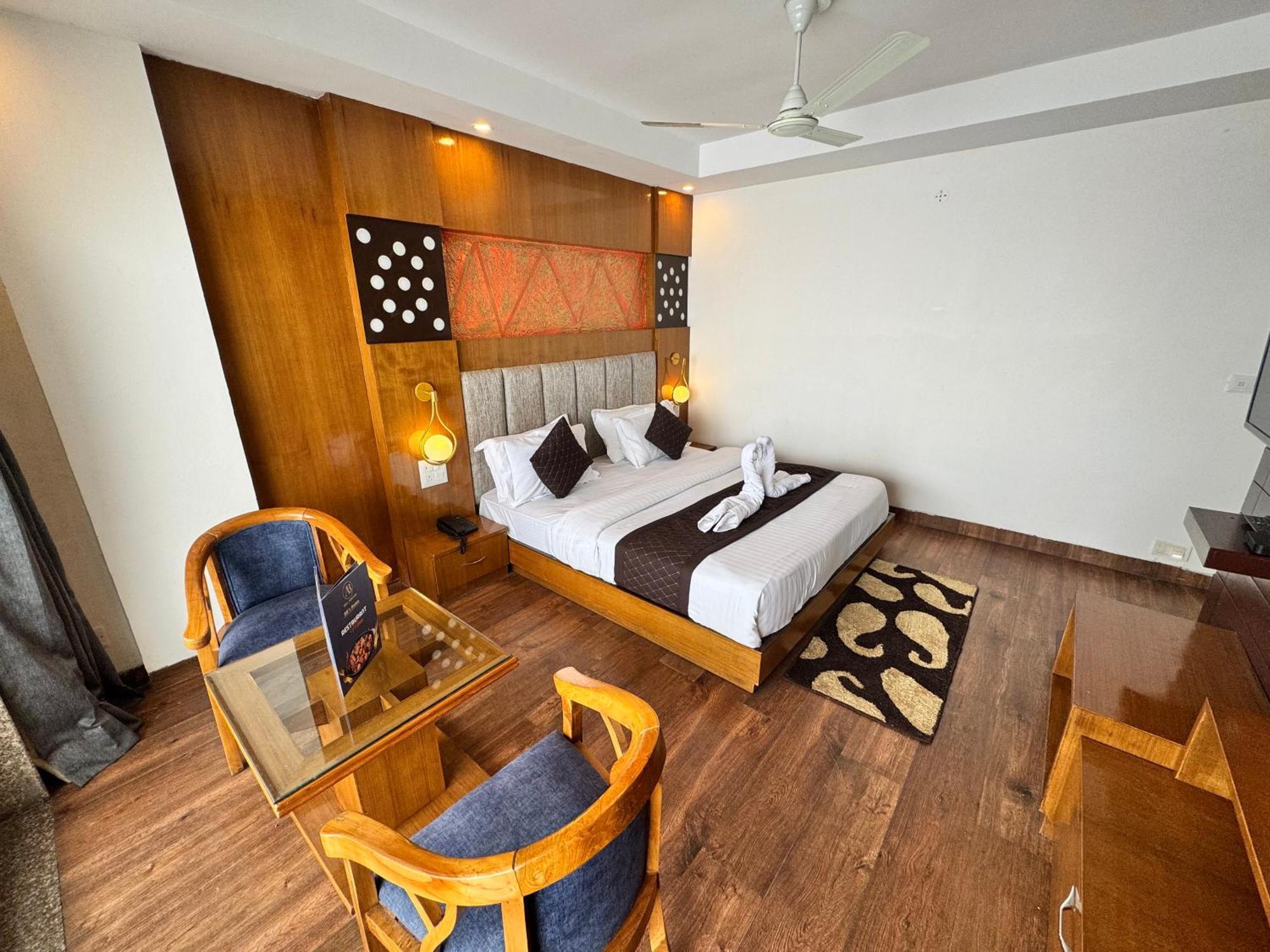 Ab'S Abode-A Boutique Hotel Mussoorie Eksteriør bilde